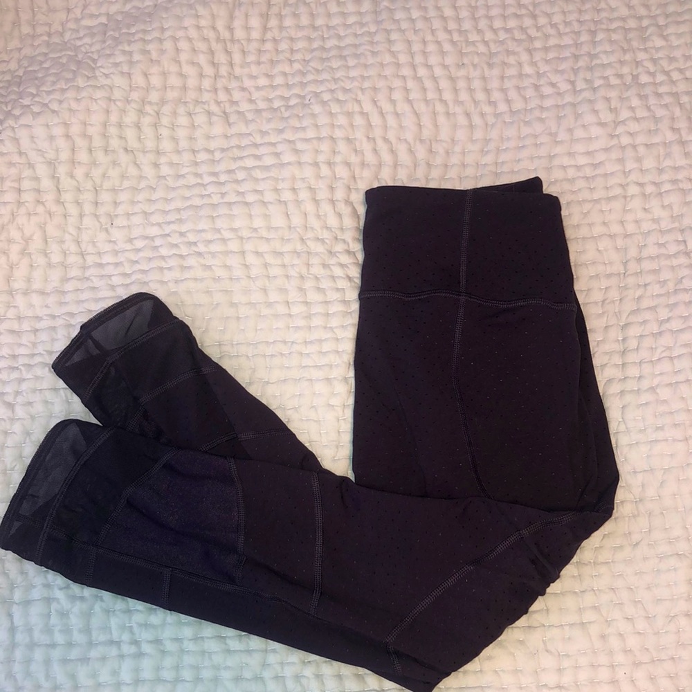 Lululemon yoga pants